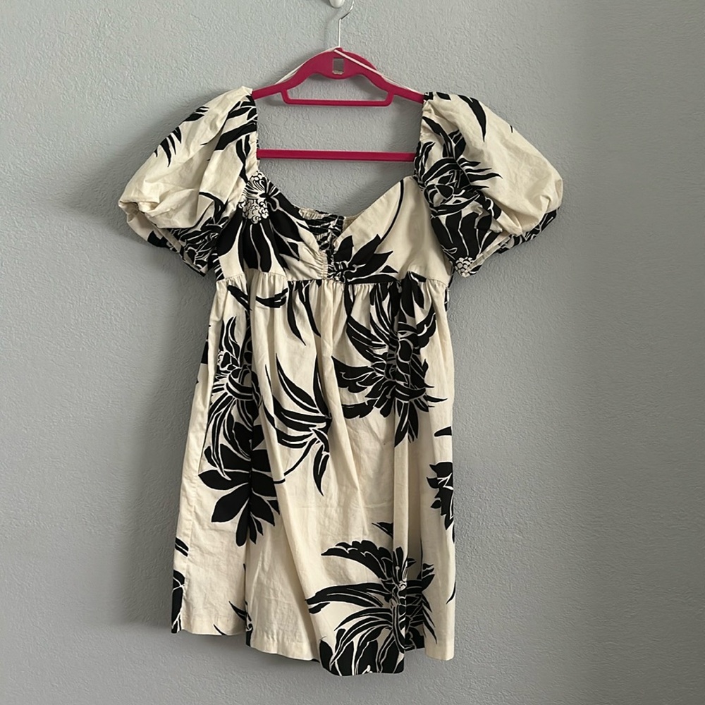 Zara Black and Cream Floral Mini Dress